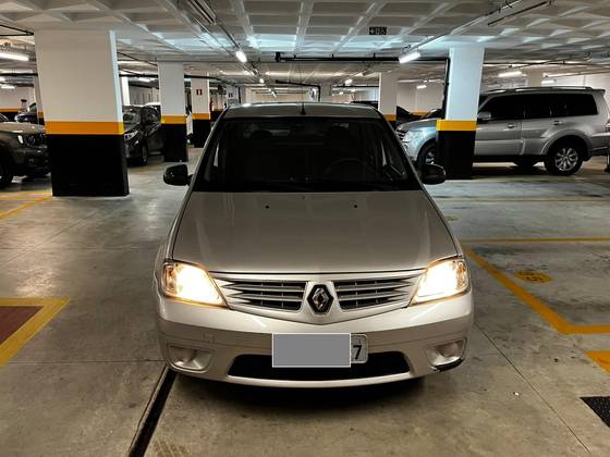 RENAULT LOGAN 1.6 EXPRESSION 8V FLEX 4P MANUAL RENAULT LOGAN 1.6 EXPRESSION 8V FLEX 4P MANUAL